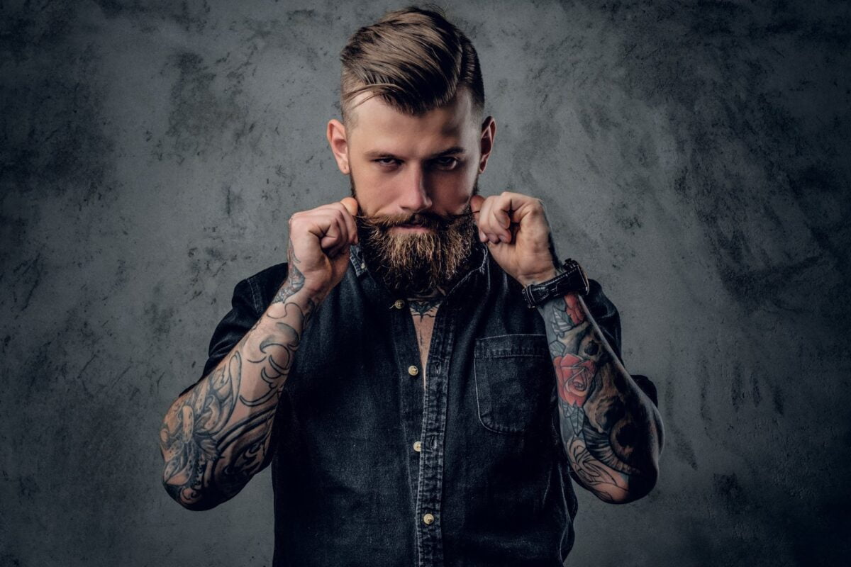 beard-and-brow-products-for-men-1920x1280